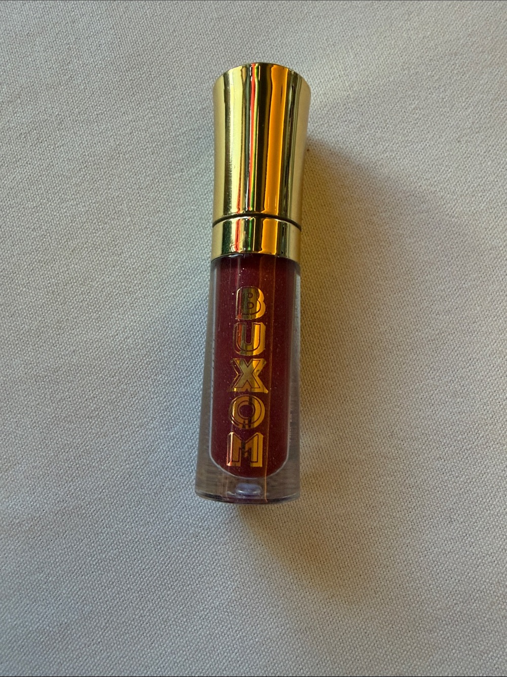 Buxom Shimmery Deep Berry Lip Gloss with Gold Cap